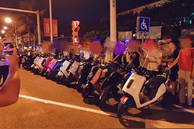 抓获20人！海口警方查处一“飙车党”团伙图片