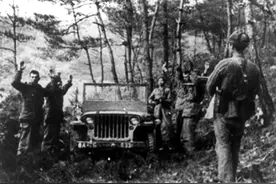 除了东线长津湖，西线松骨峰也同样惨烈，战斗结束后全连只剩7人图片