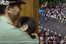 泪目！奶奶偷偷探望外滩执勤孙子图片