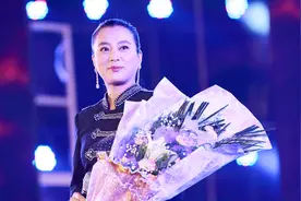 李玲玉 一首《无奈的思绪》好看又好听，经典旋律，秒杀网红唱的视频封面