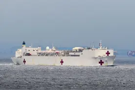 美国海军“仁慈号”医疗船简介图片
