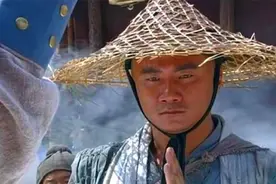 河南老人自称是朱元璋后代，拿出圣旨和族谱证明，专家看后相信了图片