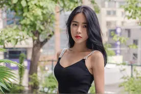 恨我来不及参与你的过去 抱歉让你等待图片