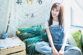 笑起来真好看：沈腾谢娜李诞同台，秦霄贤表现真好，爆笑不断图片