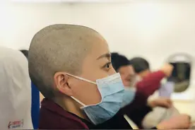 甘肃援汉护士黄琪：光头是我最美的发型，武汉战友还在给我寄来礼物图片