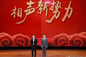 苗阜被打之后首度发文：祝贺青曲社再开分店，却遭网友留言讽刺图片