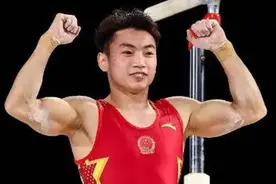 奥运体操收官日——男子双杠和女子平衡木力争金牌图片