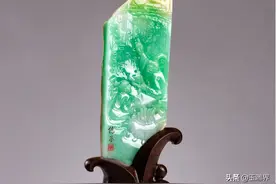 沉甸甸！小小三色翡翠，传承了数千年的文化积累图片