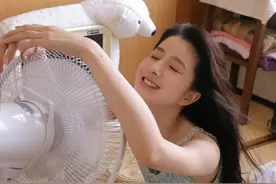 日系少女的足模写真集图片