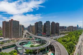 勇立潮头！西安上半年三大主要经济指标增速居全国副省级城市第一图片