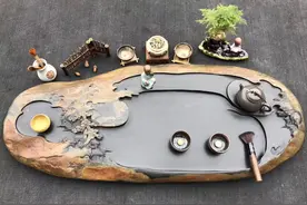 当雕刻技艺与茶盘相结合，你就会发现喝茶是一种享受图片
