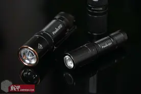 精致小巧超便携Fenix E01 V2.0小手电图片