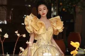 微博之夜槽点多：热巴杨幂穿过季礼服，郎朗强加戏肖战画工太抽象图片