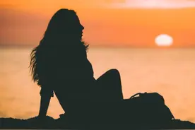 女人在婚外，是否有真爱？这位女人说了实话图片