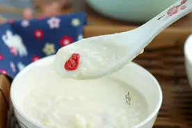 她每天都喝这个粥，106岁还身材苗条又漂亮，难怪后人排队也想吃图片