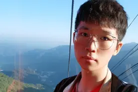 久诚流拍！久诚的直播签约影响了多少人和事，可怜？可恨？之人图片