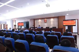 龙华区检察院举办检察队伍教育整顿英模先进事迹报告会图片