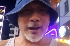 70岁徐少强庆国庆，胡子花白吃路边摊接地气，李立群携女儿也现身图片