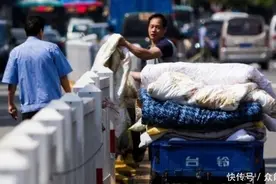 为什么中国人经常晒被子，美国人从来不晒被子？今天算明白了图片