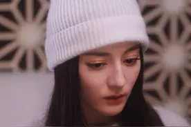 你是我的荣耀：乔晶晶不愿离开聚会，于途只用一招，让她乖乖就范图片