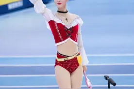 歪嘴界的美女 又甜又美图片