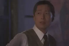 少爷下雨天被人追杀，差点被杀手得手，幸亏少爷会剑道才捡回条命视频封面