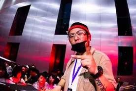 他是《这就是街舞》最神秘的存在，参加了四季节目却没有一个镜头图片