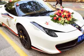 福建泉州再现土豪婚礼，婚车车队总价值过亿，更吸睛的是新娘视频封面