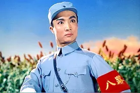 记得京剧《平原作战》“赵勇刚”吗？家中有7人是京剧演员，难得图片