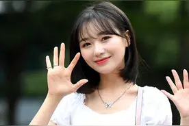 四代女团成员SOLO出击，加入五月大战，她97年出生是队内领唱！图片