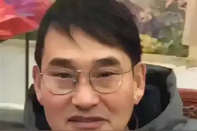 大衣哥给了三十万的媒婆钱？如今陈亚男不回家，经纪人开始发话了图片