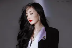 杨幂拿着爽文女主剧本，事业碾压一众小花，却不受豆瓣待见图片