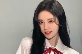草树知春不久归,百般红紫斗芳菲图片
