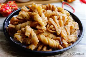 过年教你炸麻叶，学会一个和面小技巧，一捏酥得掉渣，小时候味道图片