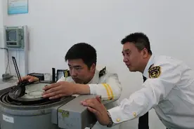 青岛致远海之行—海员的高薪到底有多少图片