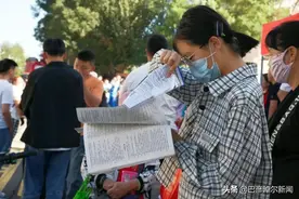直击巴彦淖尔11192名学生参加中考第一天！这一幕幕让人动容…图片