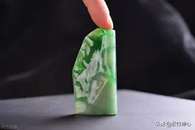 讲下翡翠毛料的故事图片