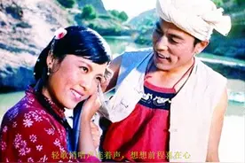 《北斗》饰谢桂兰，《龙江颂》演阿莲，被称东方夜莺，难忘李元华图片