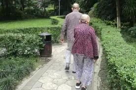 双亲八十多岁，都是老年痴呆图片