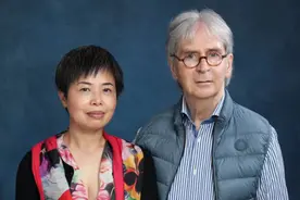 “洋女婿”观中国共产党百年庆典说感想图片