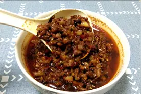 教你自制香菇肉酱，做法详细，拌面拌饭菜非常好吃，开胃又营养图片