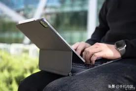 苹果iPad Pro妙控键盘：生产力UP!UP!UP!图片