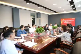宝石花医疗集团副总裁赵晓兰一行到甘肃宝石花医院调研指导工作图片