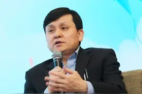 张文宏：做好疫苗接种工作，明年有机会摘口罩图片