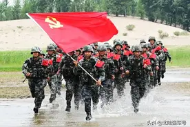 百公里武装越野为建党百年献礼！塞外劲旅够劲！图片