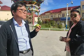 做水果生意很赚钱？有人在大城市买门面房，有人跑长途跨省销售图片