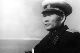 1953年，中国用68吨黄金，从苏联买回4艘退役军舰，是赚还是赔？图片