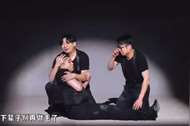首播就拿全网热度第一，《喜剧大赛》笑翻网友，看胸片得超前点播图片