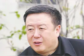著名导演尤小刚：情感路上给两个女人带来伤害和悲情图片