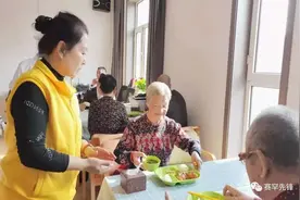 昭乌达南路街道：为民办实事 学史践初心图片